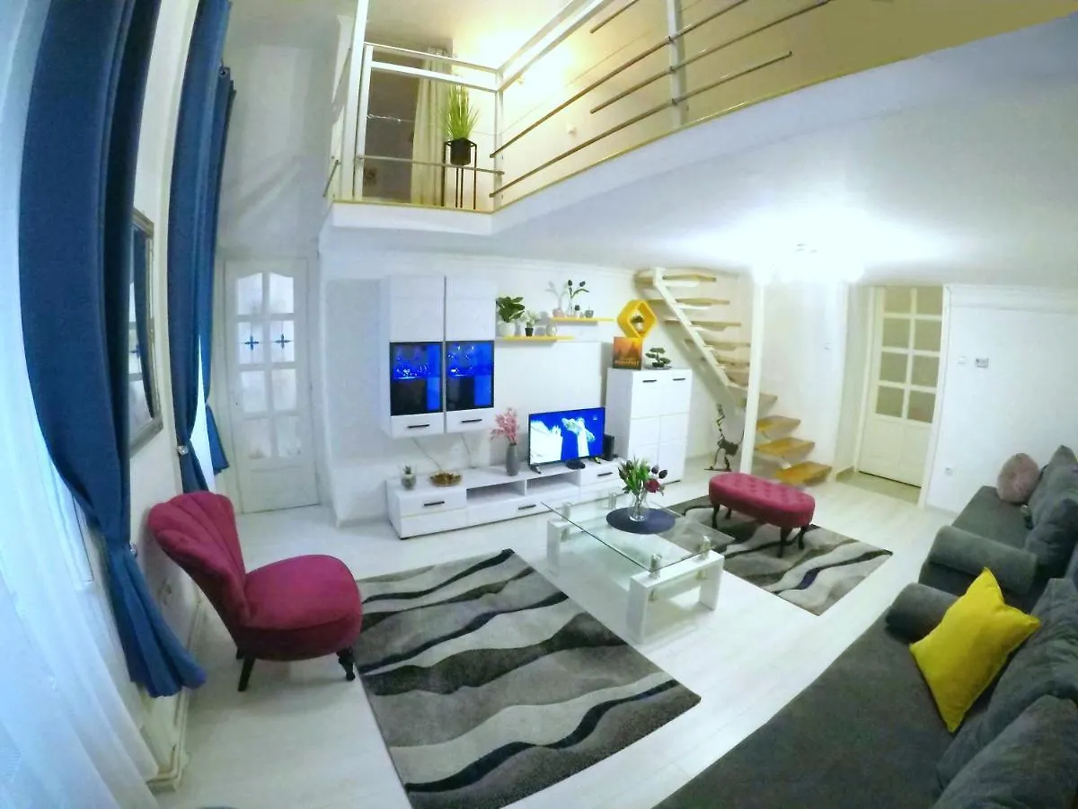 Mariann'S Modern Apartment In The City Center Budapest Hungary