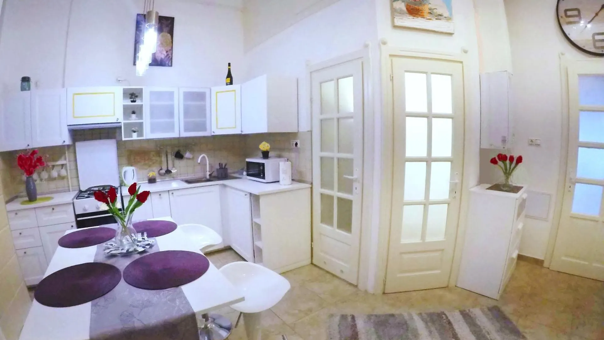 Mariann'S Modern Apartment In The City Center Budapest 0*,  Hungary