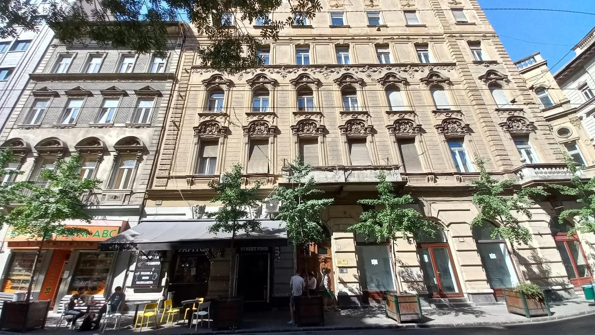 Mariann'S Modern Apartment In The City Center Budapest
